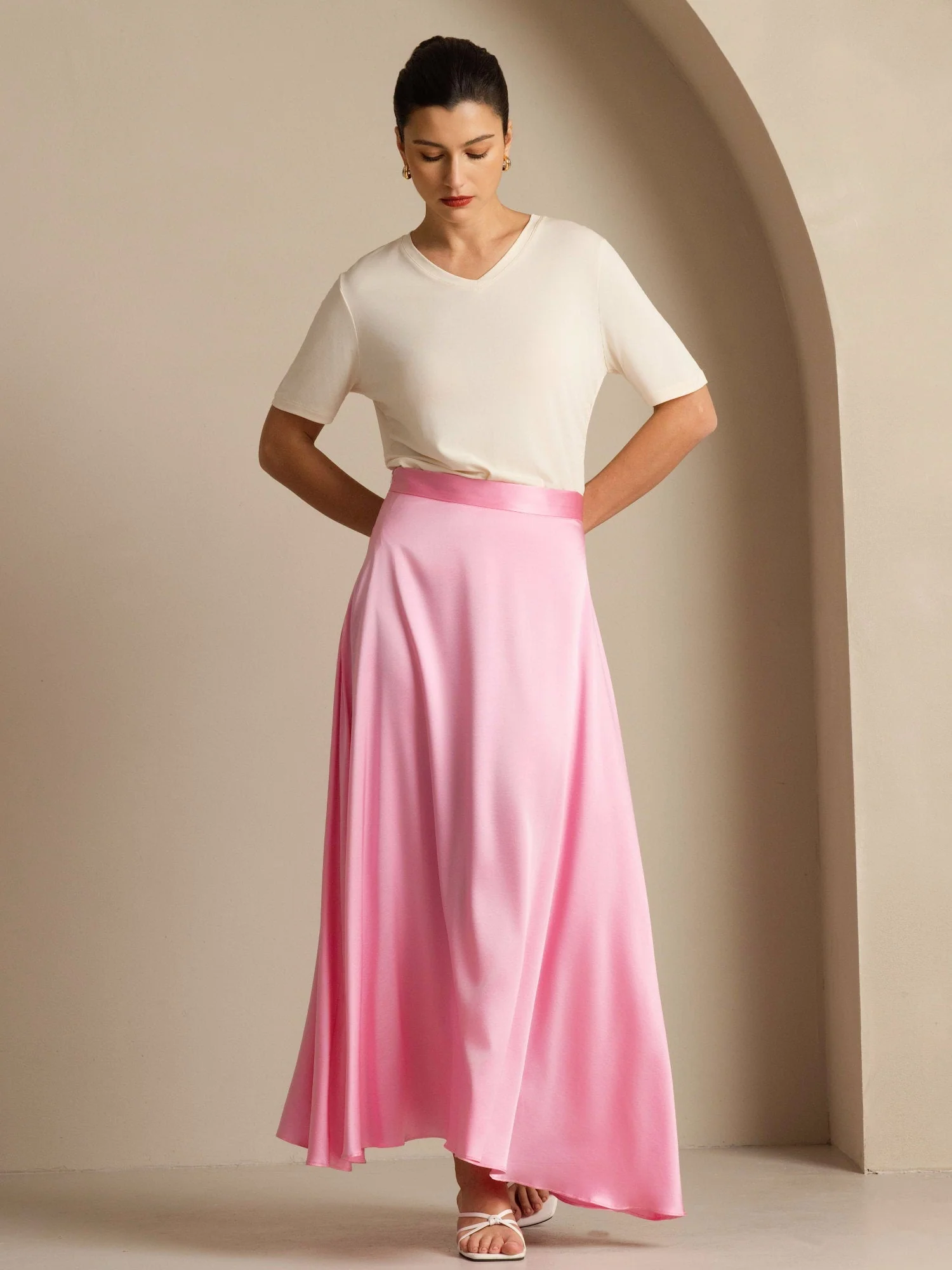19Momme Silke A-Line Maxi Nederdel Med Foer - Image 35