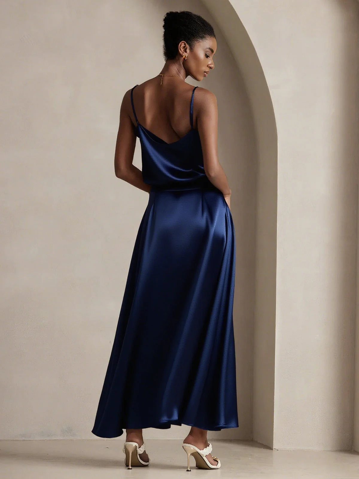 19Momme Silke A-Line Maxi Nederdel Med Foer - Image 9