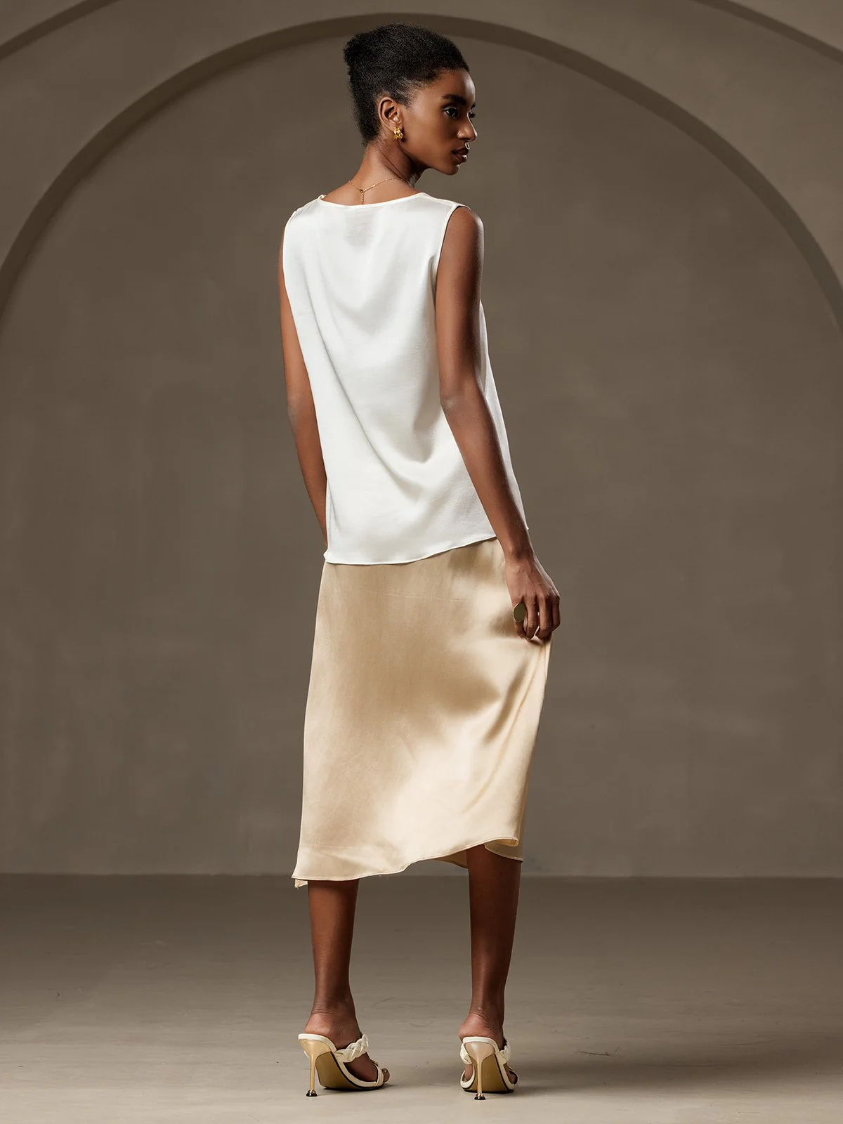 19Momme Silke Lounge Rund Hals Tanktop - Image 7
