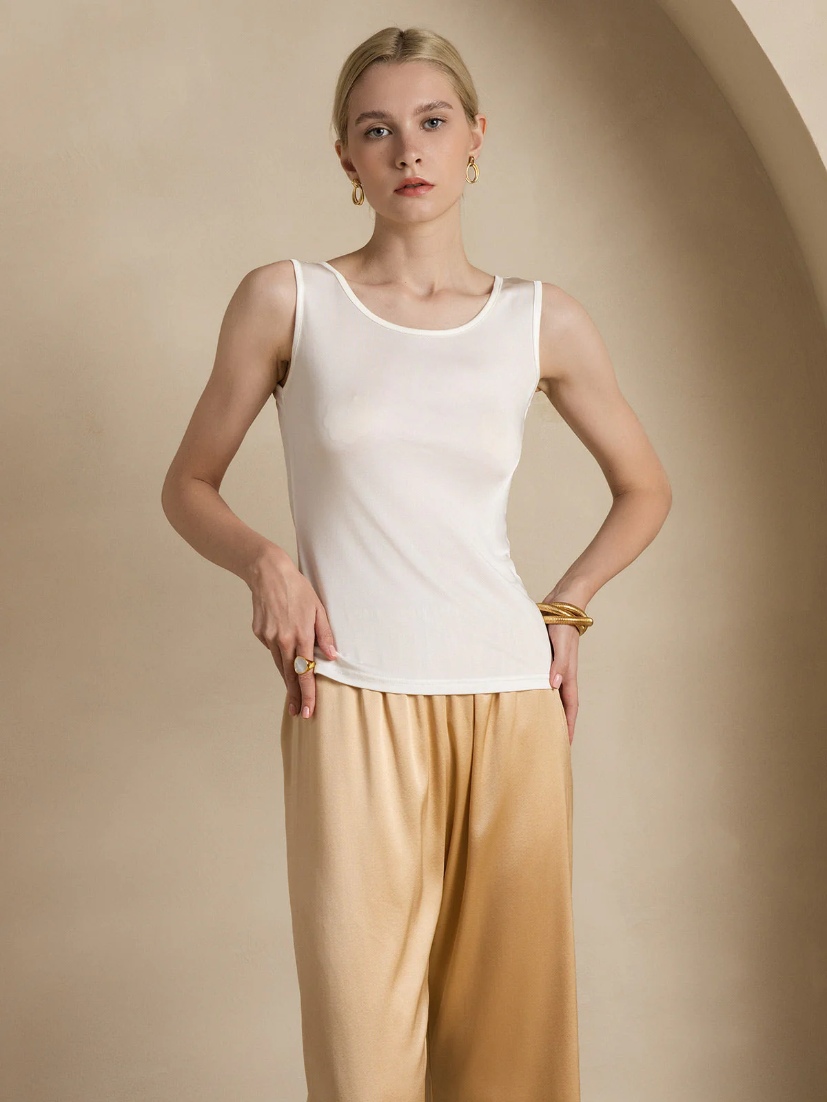 Ren Silke Lounge Tank Top - Image 11