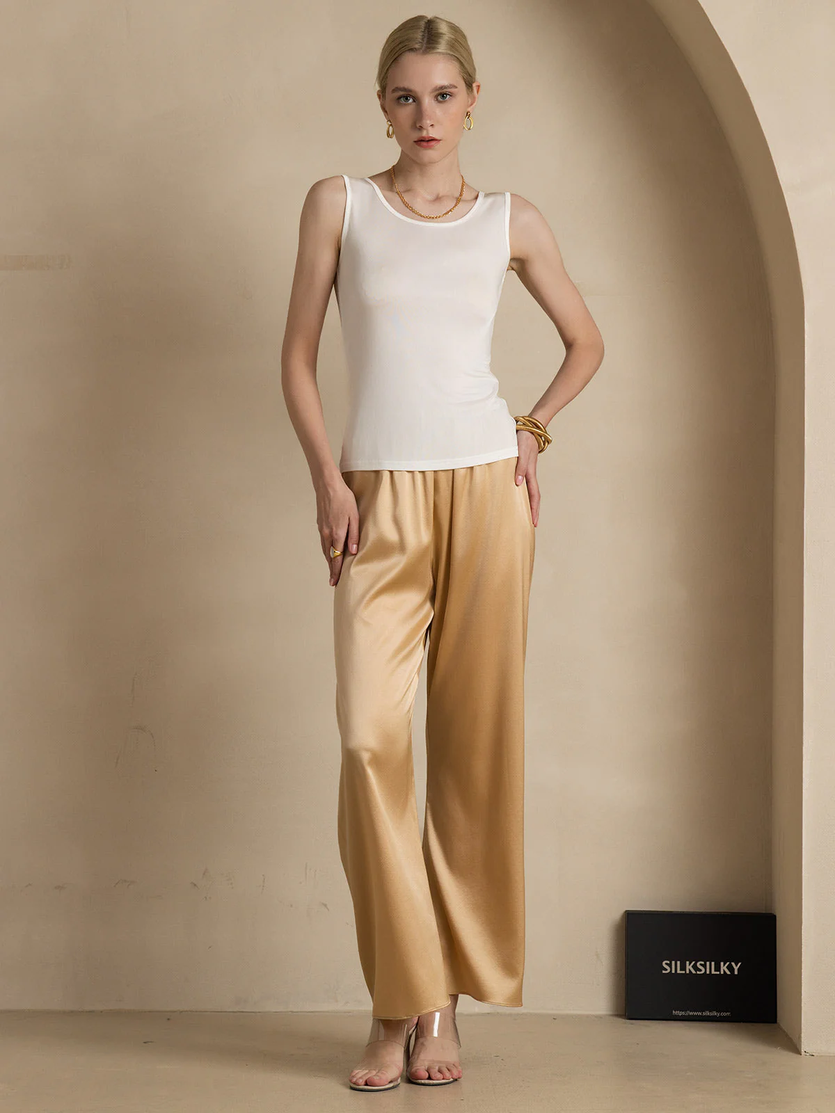 Ren Silke Lounge Tank Top - Image 13