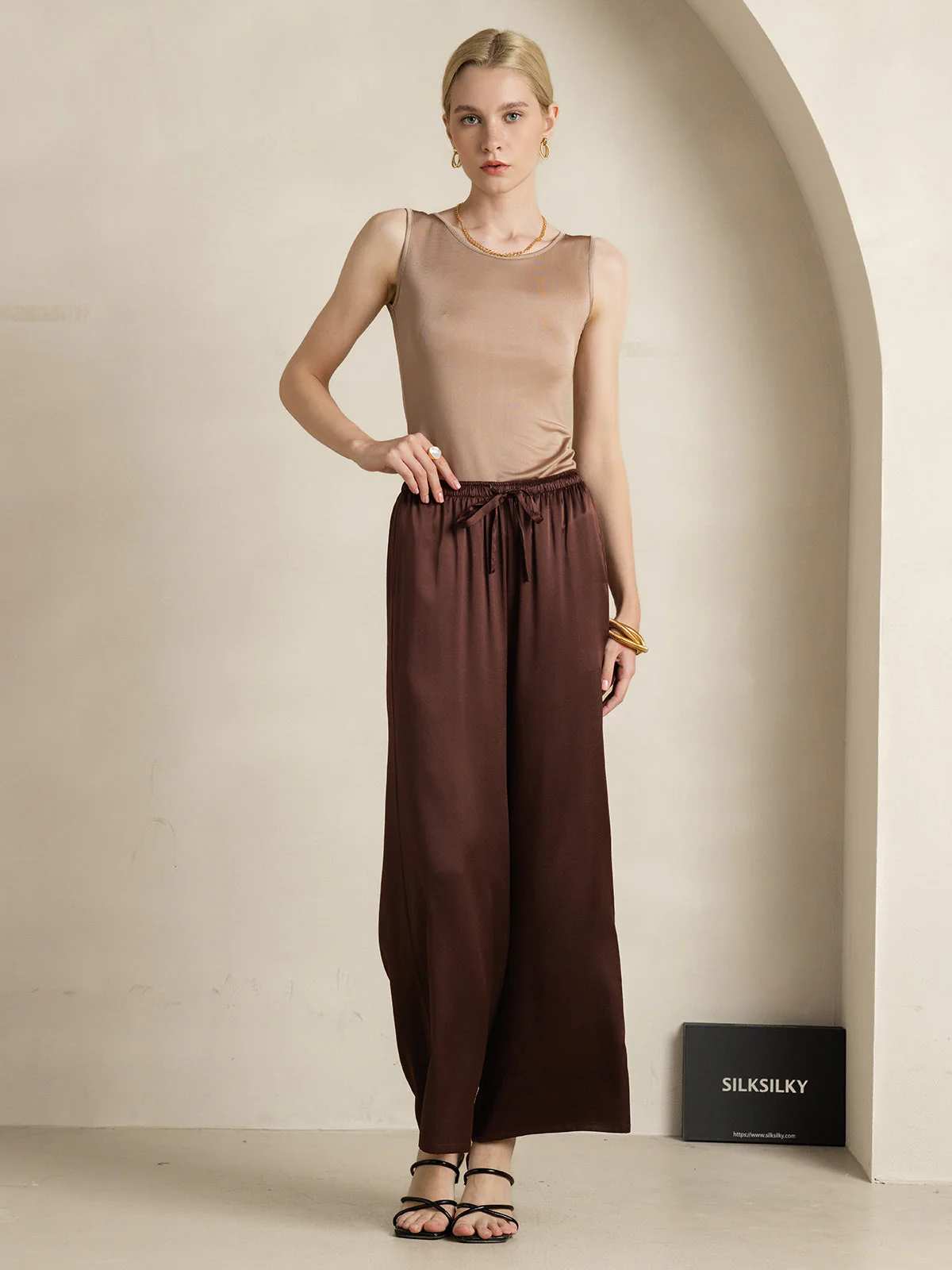 Ren Silke Lounge Tank Top - Image 51