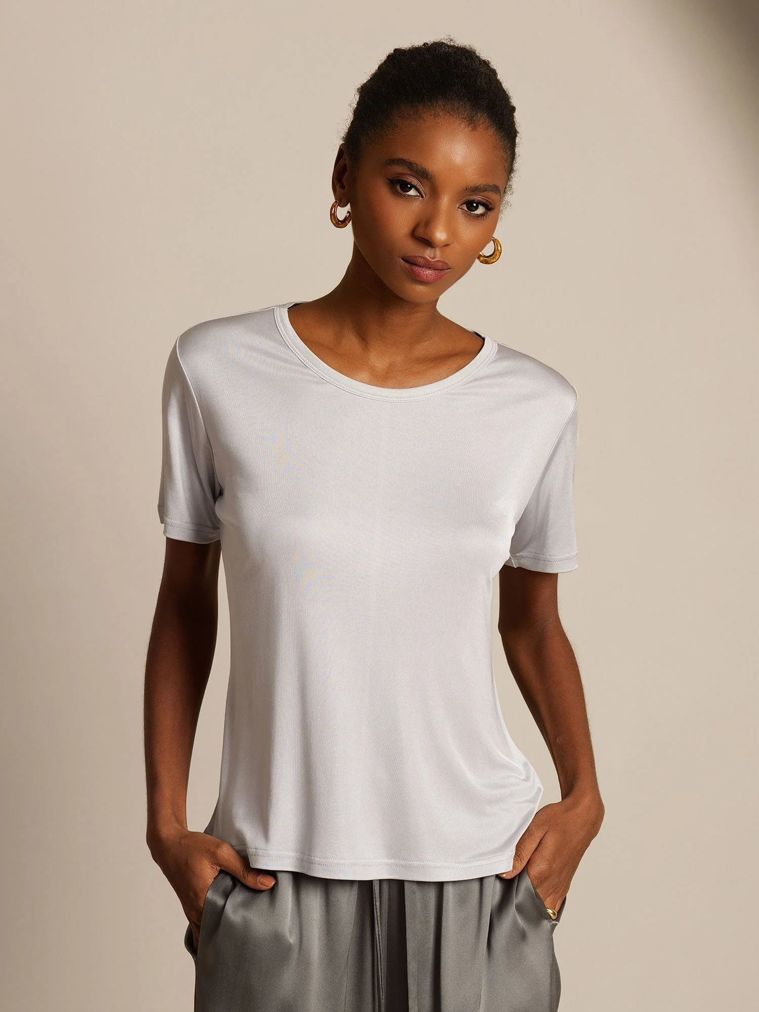 Ren Silke Rundhals Kortærmet Dame T-shirt - Image 23