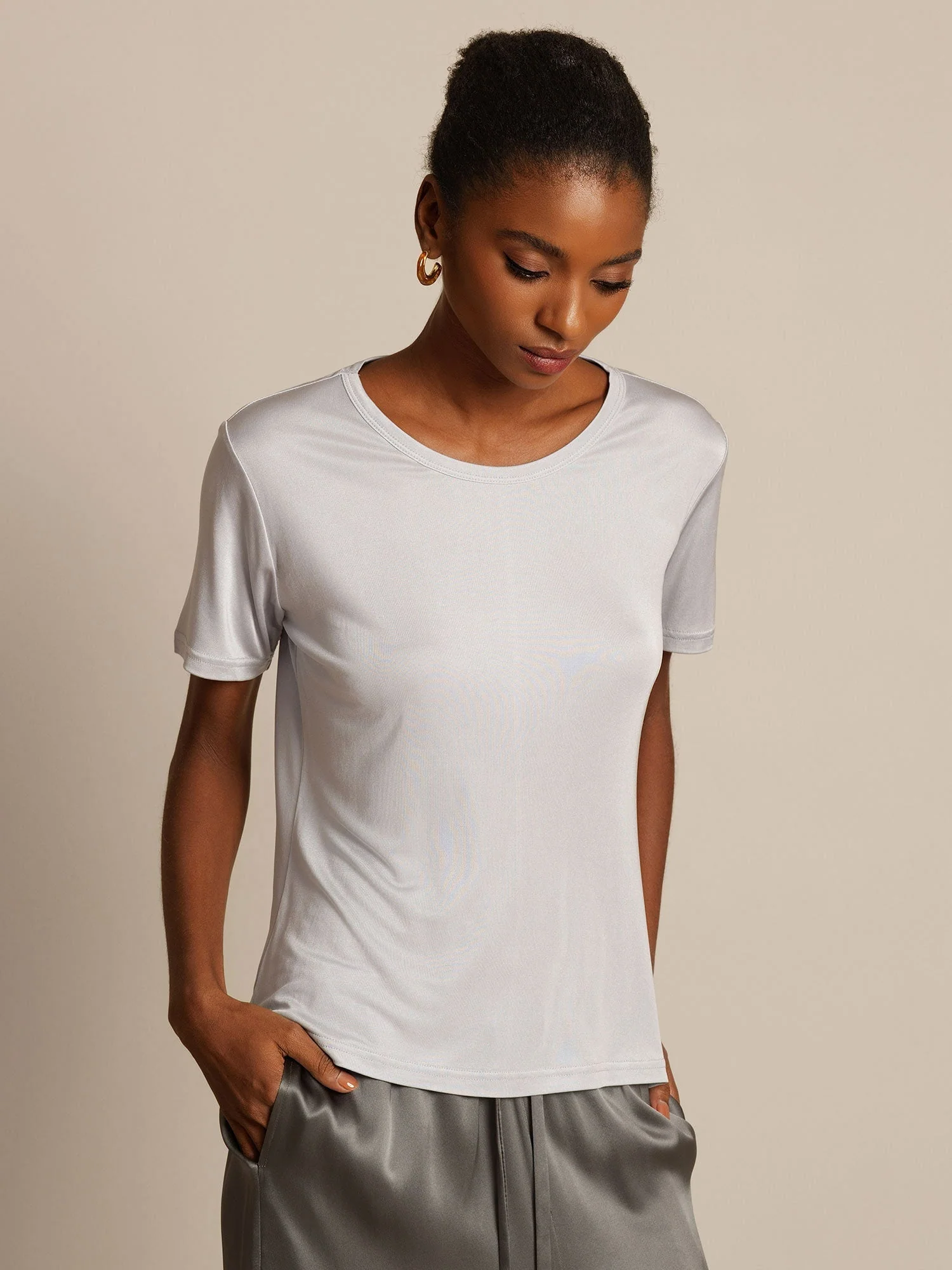 Ren Silke Rundhals Kortærmet Dame T-shirt - Image 25