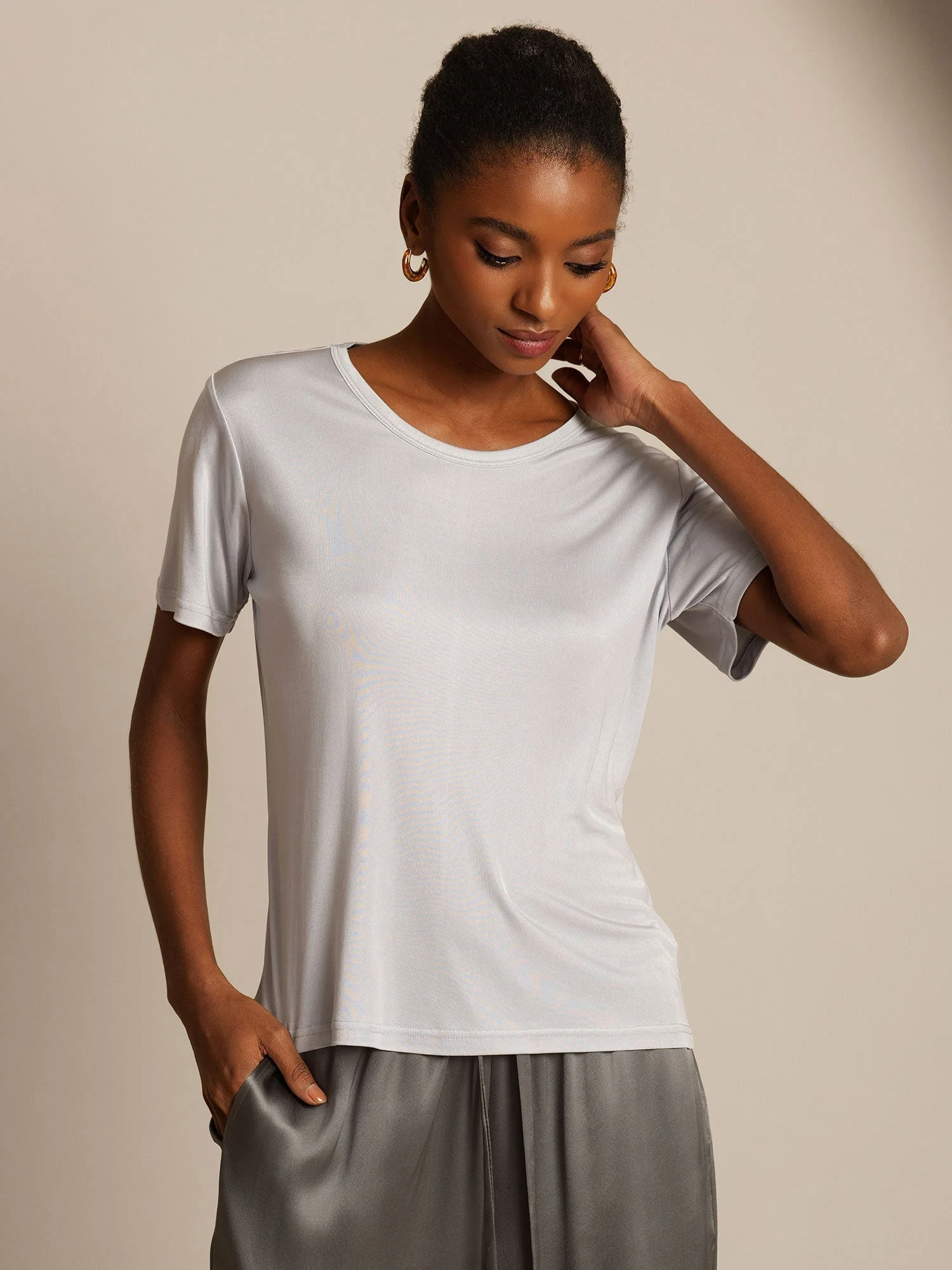 Ren Silke Rundhals Kortærmet Dame T-shirt - Image 28