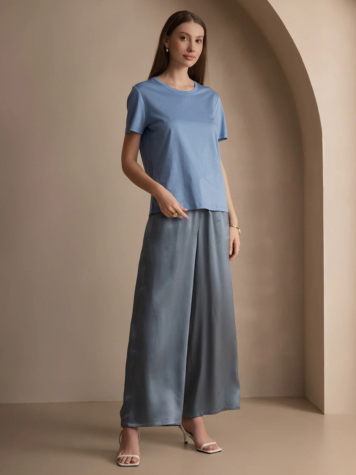 Ren Silke Rundhals Kortærmet Dame T-shirt - Image 39