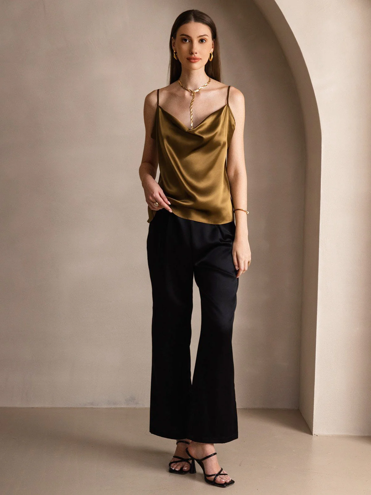19Momme Silke Vandfaldskrage Spaghettistropper Camisole Top - Image 41