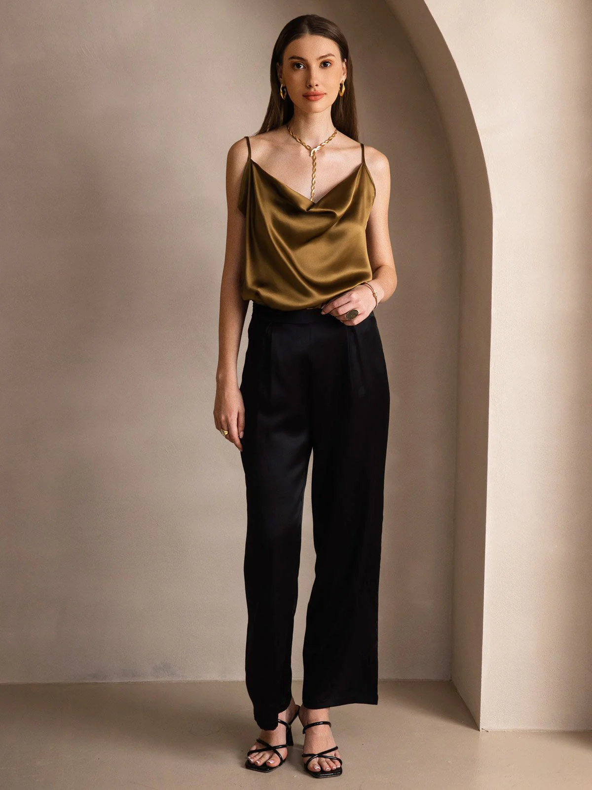 19Momme Silke Vandfaldskrage Spaghettistropper Camisole Top - Image 42