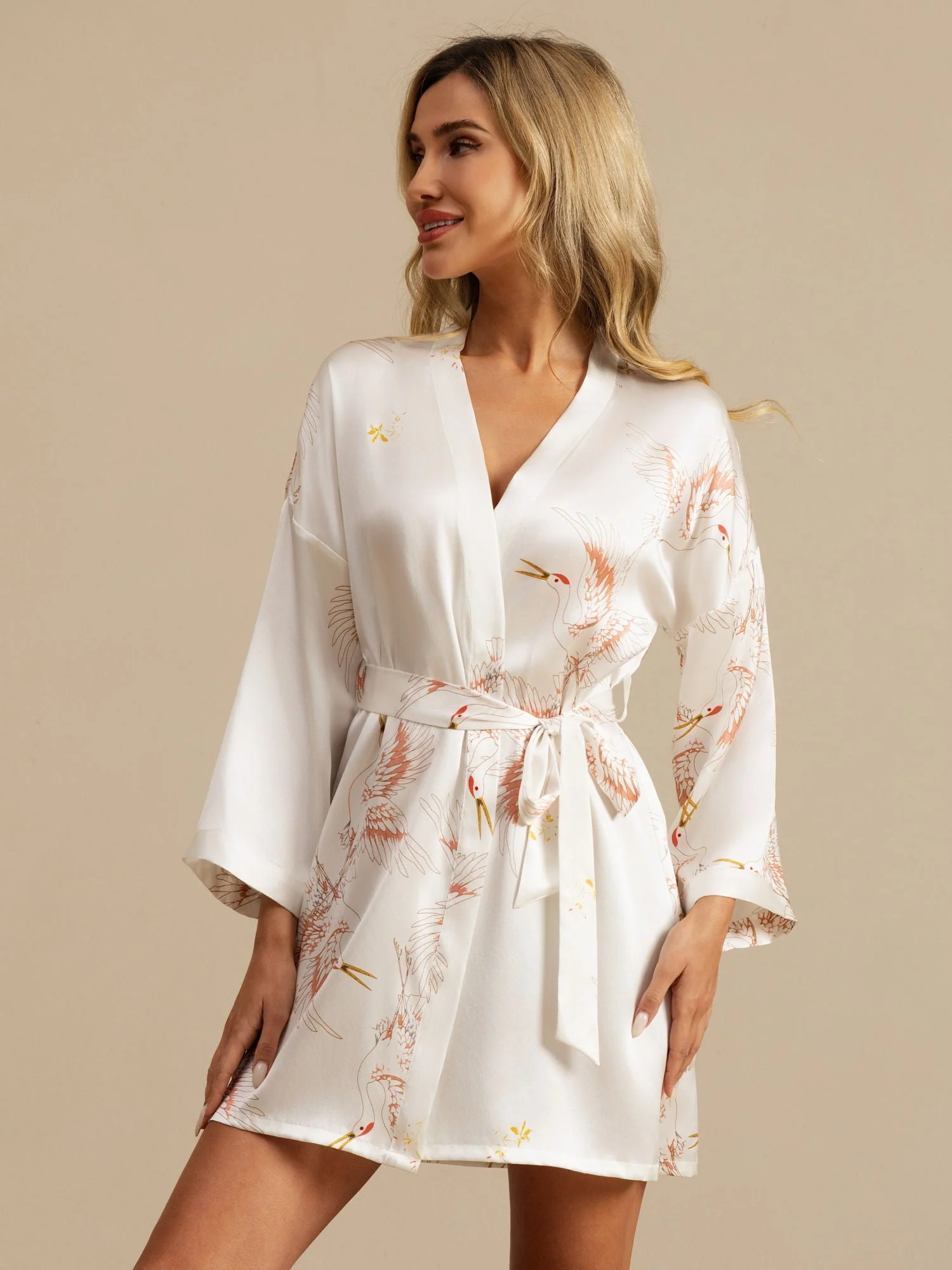 19Momme Kvinders Kort Kimono Morgenkåbe I Ren Silke Med Trane Print 3/4-Ærmer - Image 27