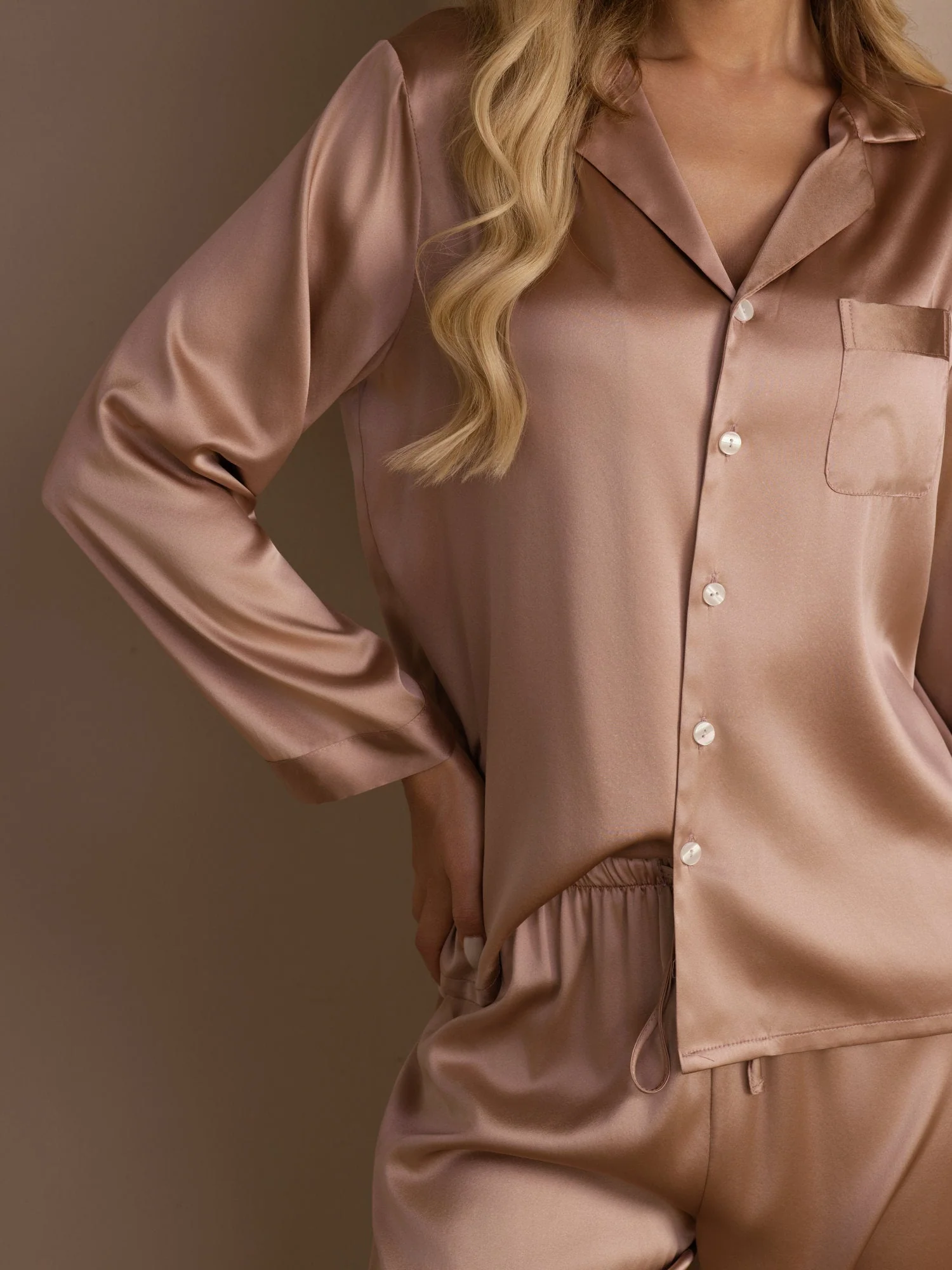 Kvinders Pyjamasæt I 100% Morbærsilke - Langærmet - Image 10
