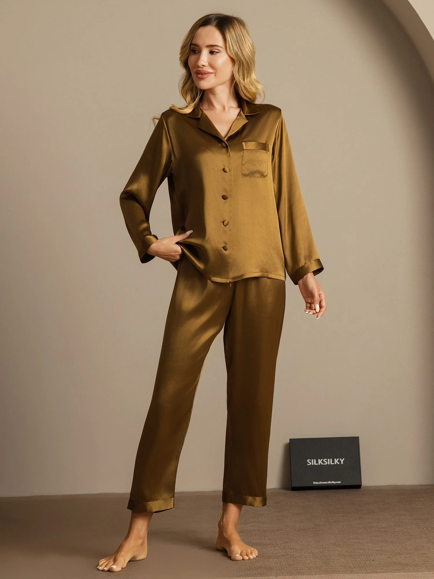 Kvinders Pyjamasæt I 100% Morbærsilke - Langærmet - Image 75