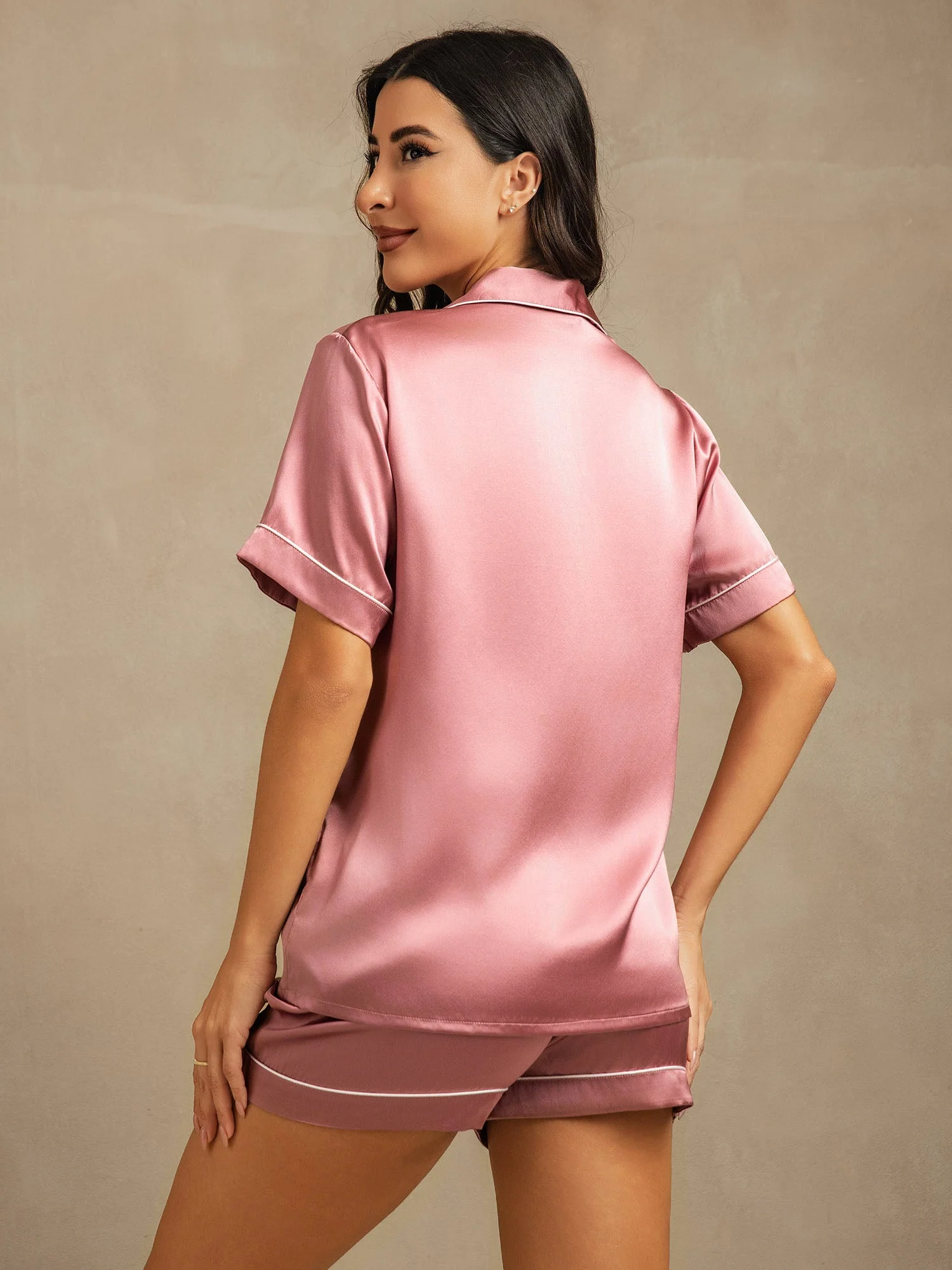 Kvinders Pyjamasæt I 100% Morbærsilke - Kortærmet - Image 39